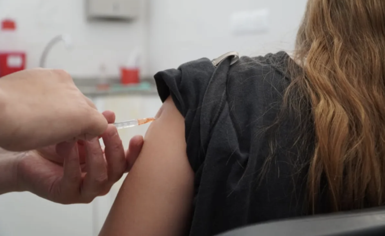 Solo el 46% de los chicos tiene las vacunas obligatorias completas